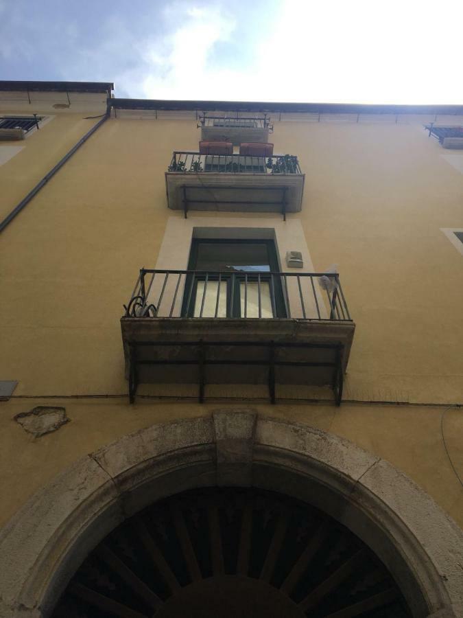 Casa Flo Con Terrazza E Ascensore Salerno Exteriér fotografie