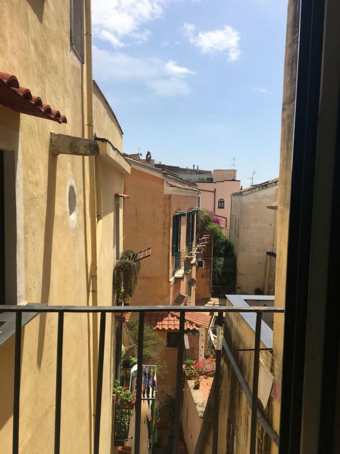 Casa Flo Con Terrazza E Ascensore Salerno Exteriér fotografie